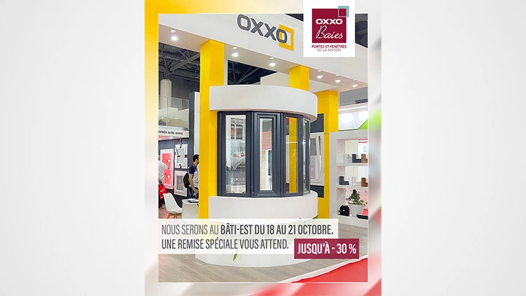 Une fenêtre pvc arrondie (bow window) realisée sur un stand OXXO et annonce de la participation au salon Bâti-Est Expo à Constantine